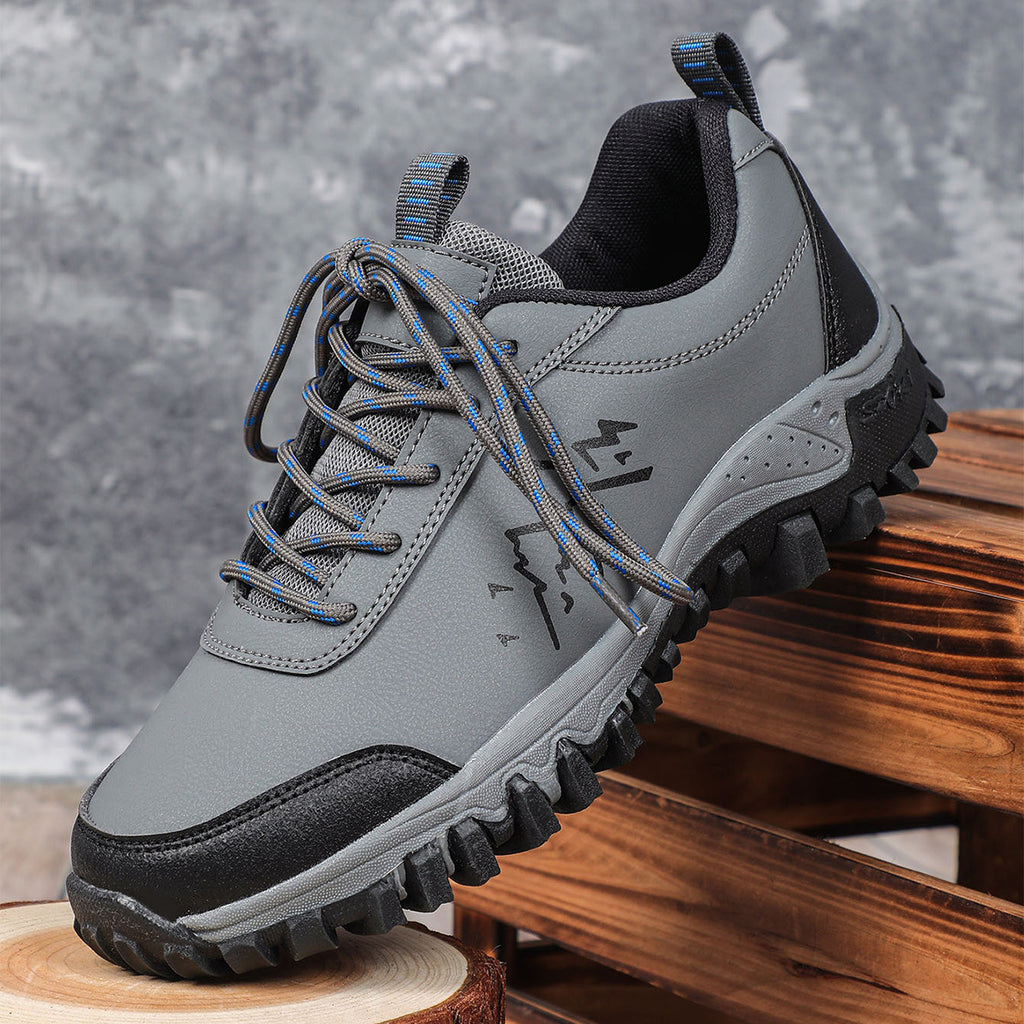 Wear-resistant Outdoor Sneakers Low-top Breathable Walking