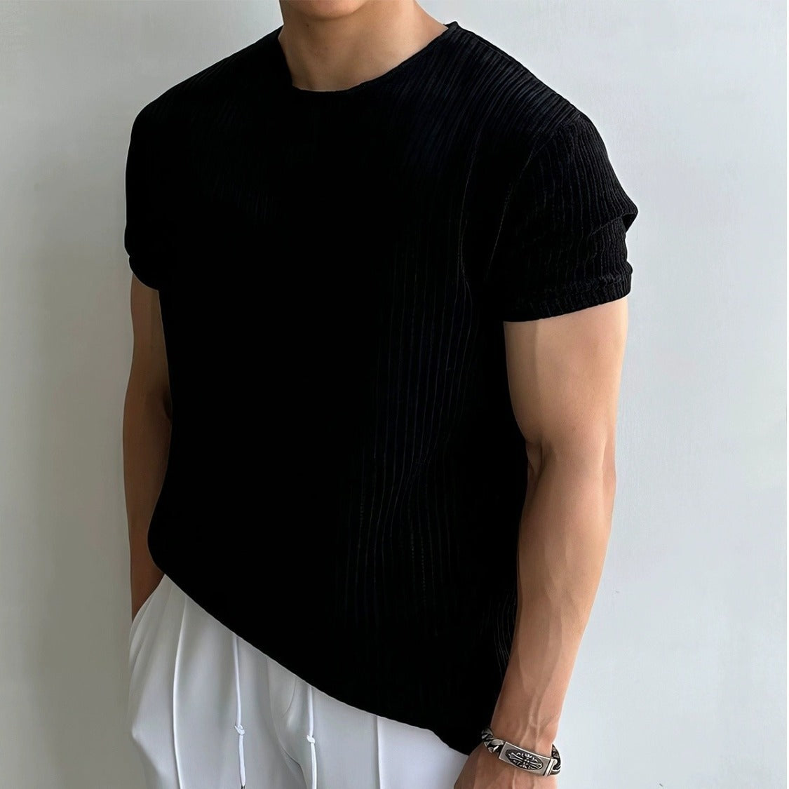 Breathable Short-sleeved Sweater Men's Round Neck T-shirt