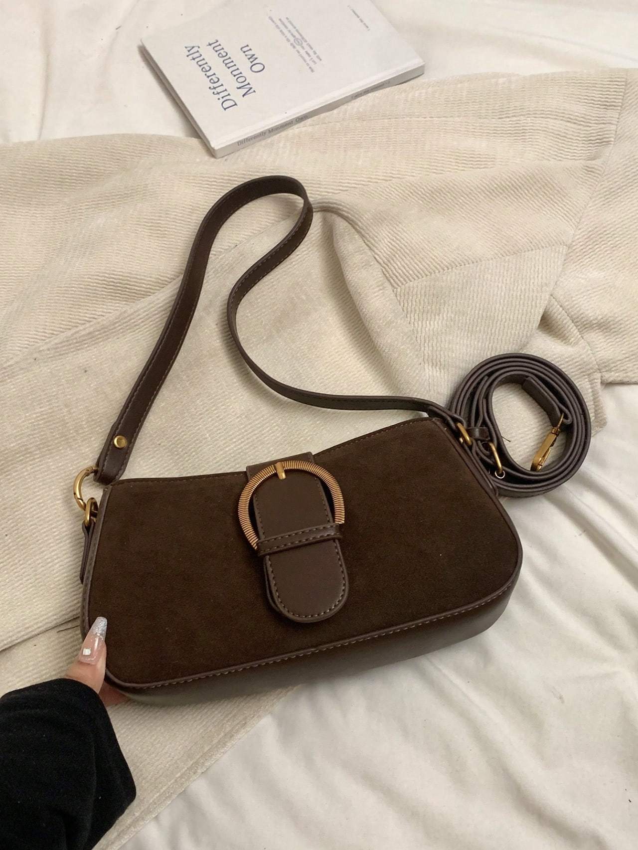 Women Retro Solid Color Dual Strap Suede Shoulder Crossbody Saddle Bag, Autumn And Winter Hot Women Bag, Suede Purse, Newest Fashionable Suede Bag For Women